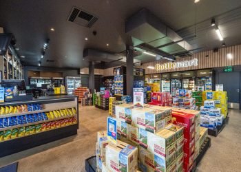 eaton_tavern_bottle_shop_026